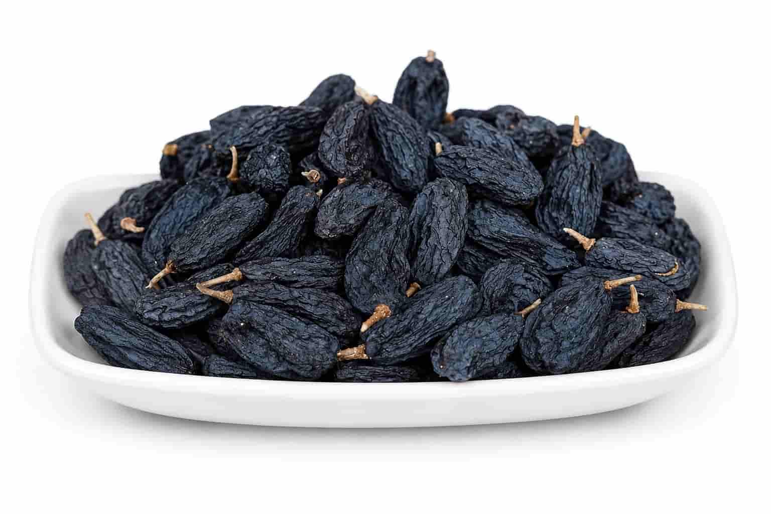 مویز دانه دار خوش طعم مناسب پذیرایی و میان وعده